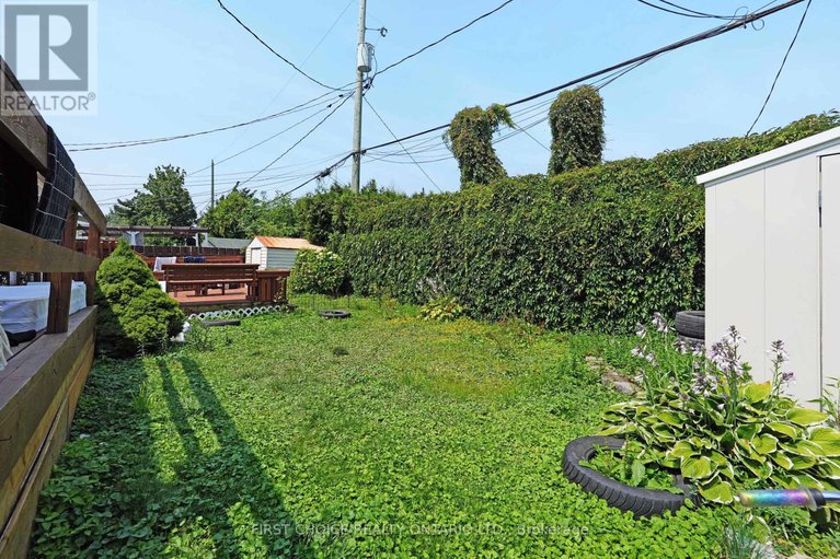 28682259/1753-heron-road/urbandale-acres/ottawa/ontario/K1V6A2_25