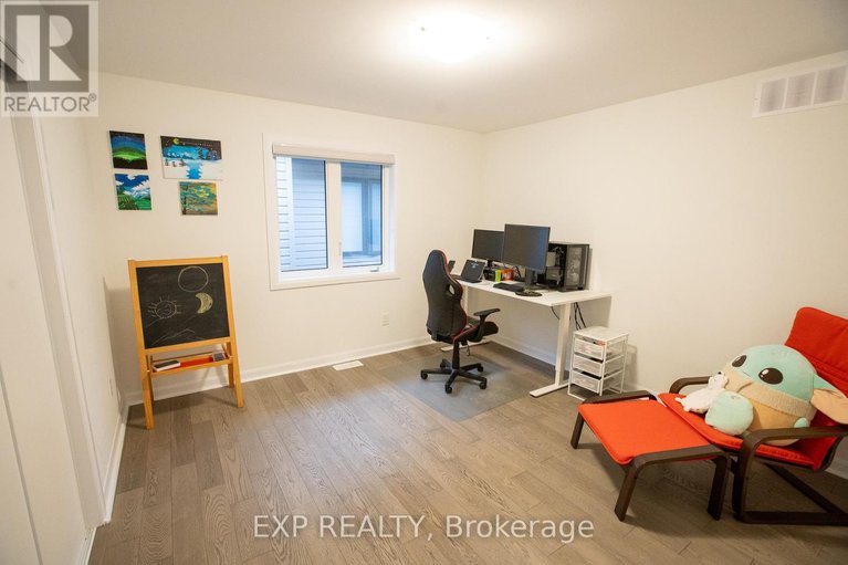 29187659/137-maynooth-court/half-moon-bay/ottawa/ontario/K2J6Y4_17