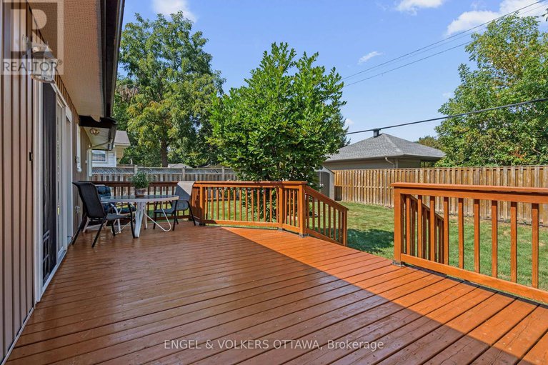 28811817/337-mountbatten-avenue/alta-vistafaircrest-heights/ottawa/ontario/K1H5W2_36