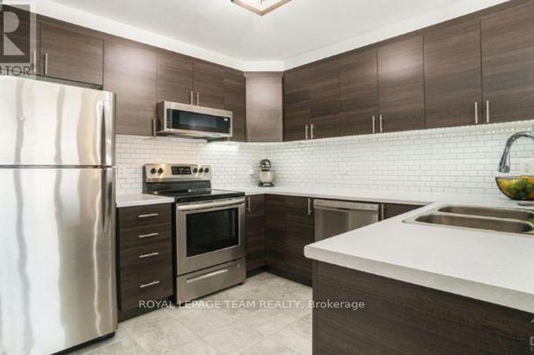 28649418/62-feathertop-lane/emerald-meadowstrailwest/ottawa/ontario/K2V0K7_6