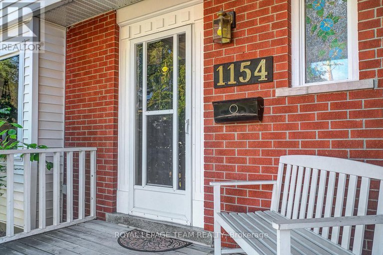 28961792/1154-brookfield-road-e/brookfield-gardens/ottawa/ontario/K1V6H7_4