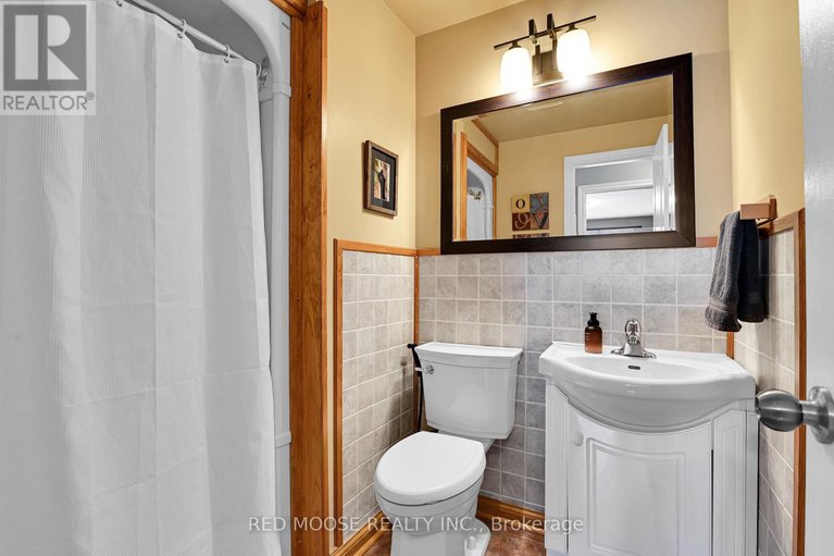 29375866/110-woodfield-drive/tanglewood/ottawa/ontario/K2G0A3_17