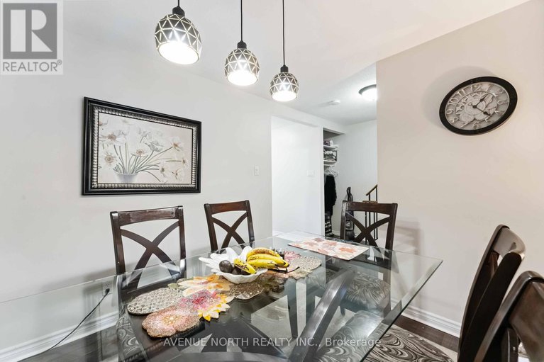 29144847/32-1741-lamoureux-drive/queenswood-heights-south/ottawa/ontario/K1E2N3_11