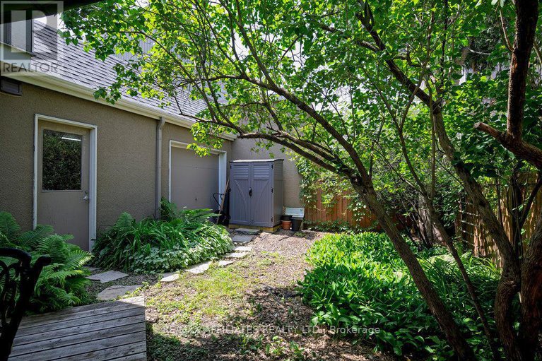 28488846/34-105-weeping-willow-lane/beaverbrook/ottawa/ontario/K2K1E6_35