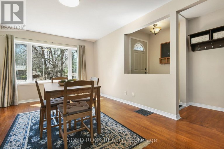 29634428/134-holiday-drive/constance-bay/ottawa/ontario/K0A3M0_8