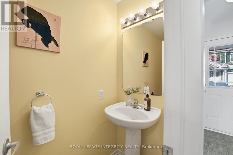 29420692/356-hillsboro-private/emerald-meadowstrailwest/ottawa/ontario/K2M3B1_12