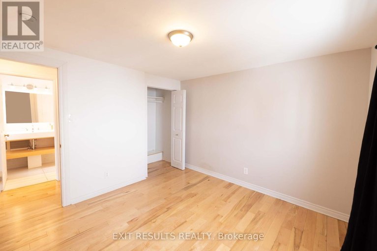 28607259/292-richelieu-avenue/vanier/ottawa/ontario/K1L6K3_30