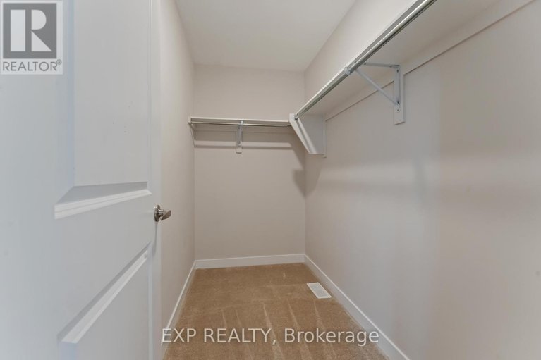 28968870/234-pursuit-terrace/goulbourn-twp-from-franktown-rdsouth-to-rideau/ottawa/ontario/K0A2Z0_23