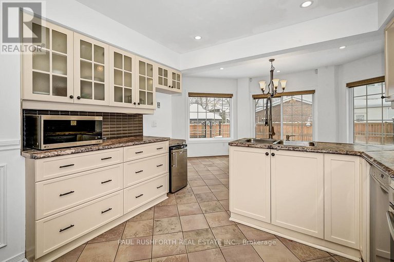 29233808/1-acklam-terrace/morgans-grantsouth-march/ottawa/ontario/K2K2H1_10