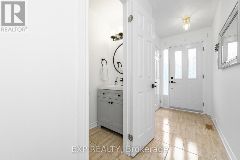 28786280/629-brome-crescent/fallingbrookridgemount/ottawa/ontario/K4A1T9_4