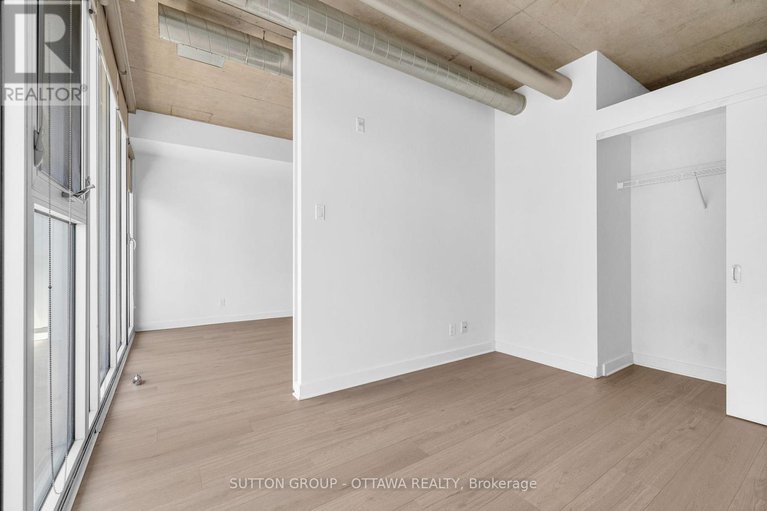 28552726/602-354-gladstone-avenue/ottawa-centre/ottawa/ontario/K2P0R4_13