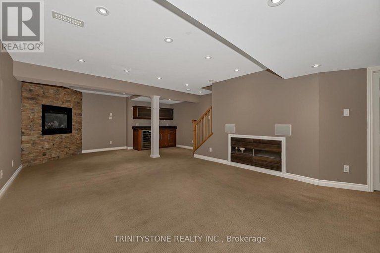 29259564/145-arrowwood-drive/stittsville-south/ottawa/ontario/K2S2G3_38