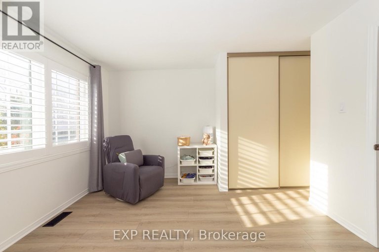 29352874/23-raj-terrace/hunt-club-park/ottawa/ontario/K1G4T3_17