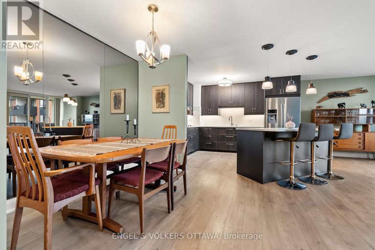 28939396/1006-2951-riverside-drive/mooneys-bayriverside-park/ottawa/ontario/K1V8W6_7