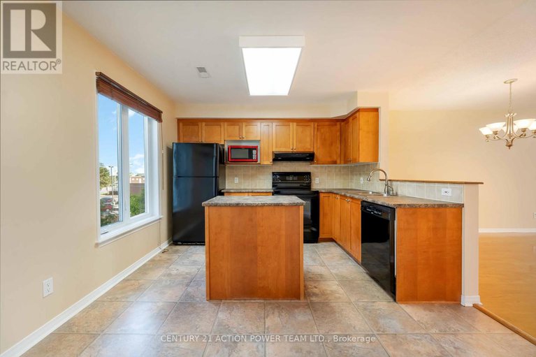 28913281/13-123-gatestone-private/beacon-hill-south/ottawa/ontario/K1J1K5_8