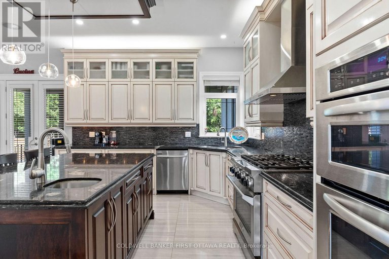28989524/1623-claymor-avenue/carleton-heights/ottawa/ontario/K2C1T4_13