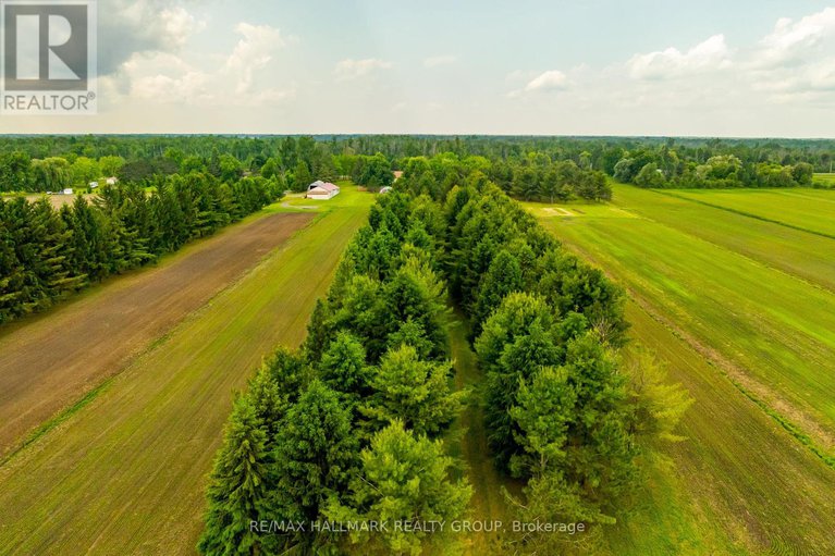 28462169/1329-south-gower-drive-s/north-grenville-twp-kemptville-east/north-grenville/ontario/K0G1J0_47