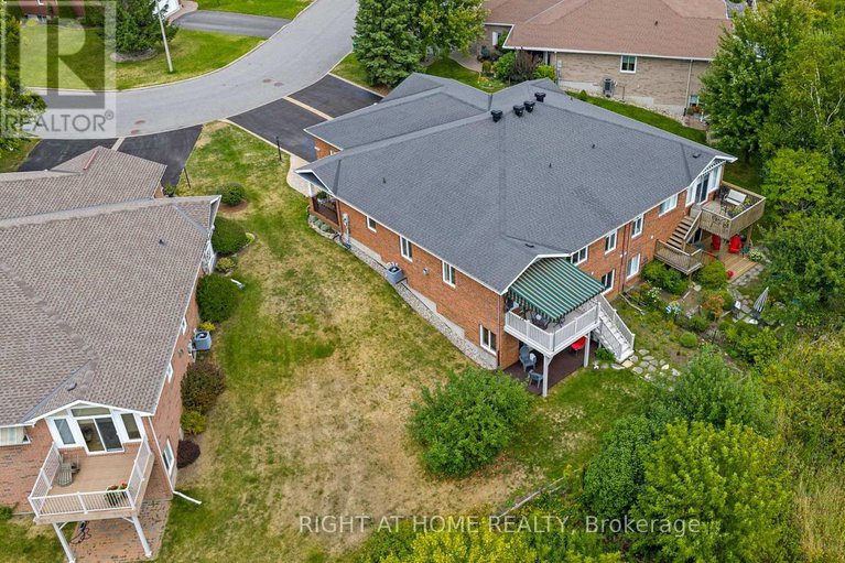 28837852/58-amberlakes-drive/stittsville-central/ottawa/ontario/K2S2A2_47