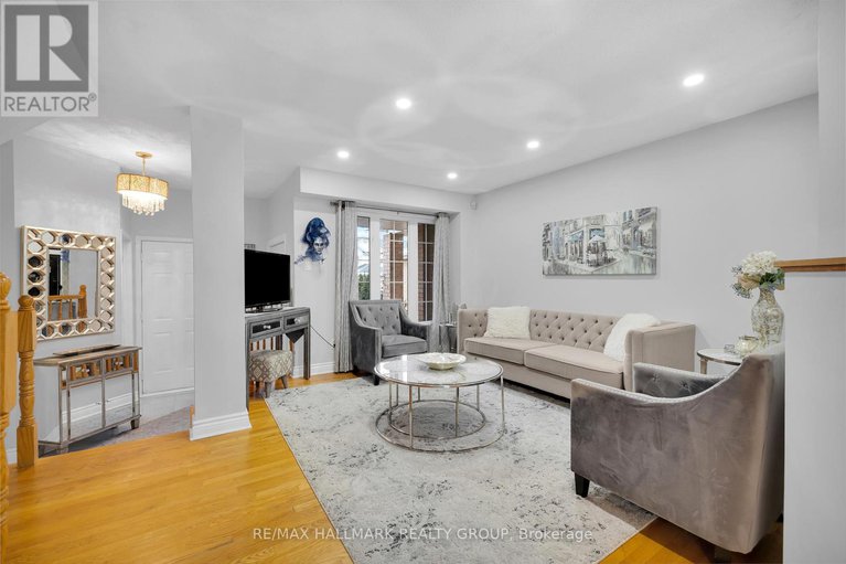 29246861/142-inverkip-avenue/hunt-club-parkgreenboro/ottawa/ontario/K1T4C3_8