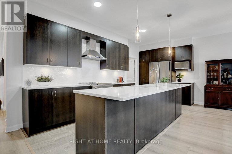 29256883/818-companion-crescent/mahogany-community/ottawa/ontario/K4M0X1_12