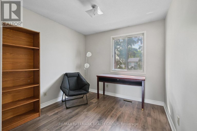 28817902/9-1483-bethamy-lane/beacon-hill-south/ottawa/ontario/K1J8P7_27