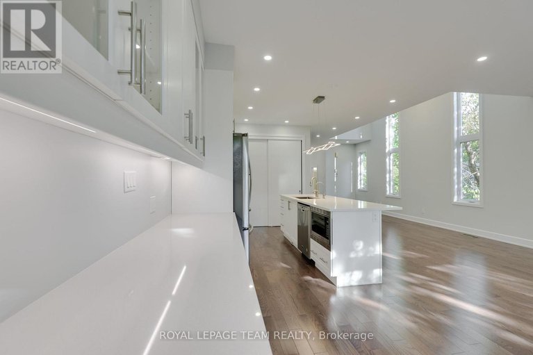 29015111/38-sunnymede-avenue/ottawa-westtunneys-pasture/ottawa/ontario/K1Y2L3_24