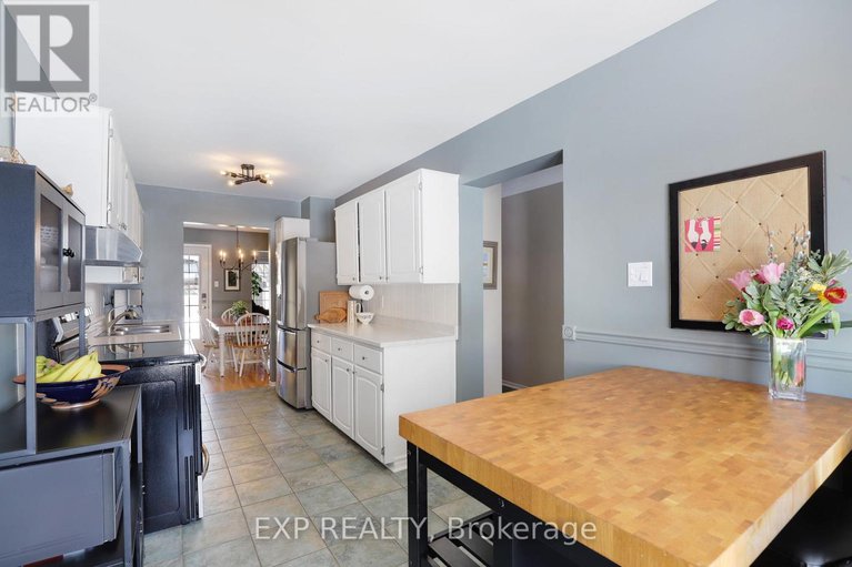 29406077/39-barra-avenue/glencairnhazeldean/ottawa/ontario/K2L2R9_14