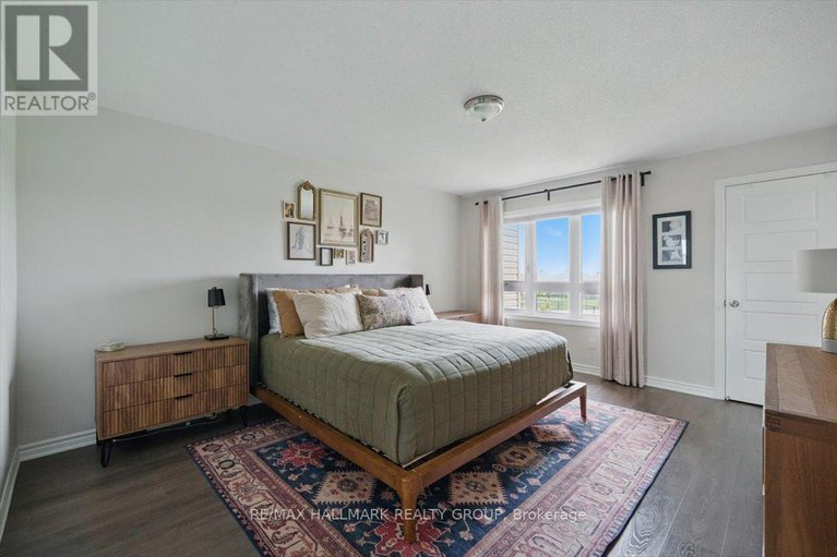 28500695/325-lipizzaner-street/stittsville-south/ottawa/ontario/K2S0X8_16