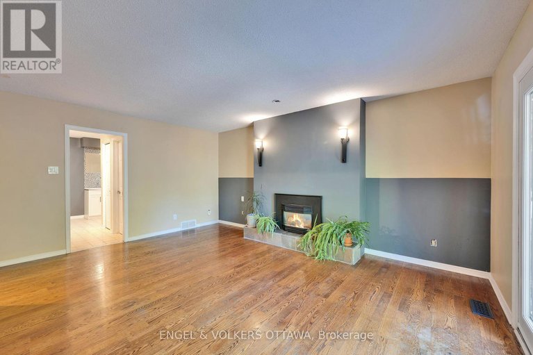 28887714/5233-mclean-crescent/manotick-long-island-nicholls-island/ottawa/ontario/K4M1G1_18