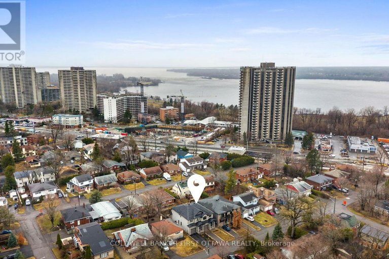 29624464/206-ancaster-avenue/woodroffe/ottawa/ontario/K2B5B3_2