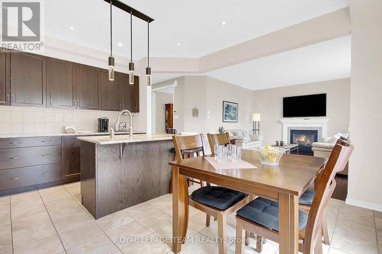 28640843/217-balikun-heights/emerald-meadowstrailwest/ottawa/ontario/K2V0A6_18