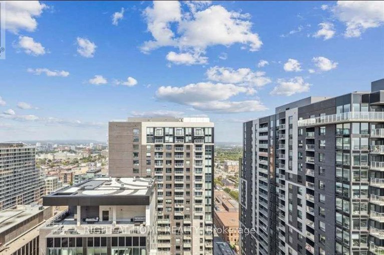 29034137/2604-242-rideau-street/sandy-hill/ottawa/ontario/K1N0B7_12