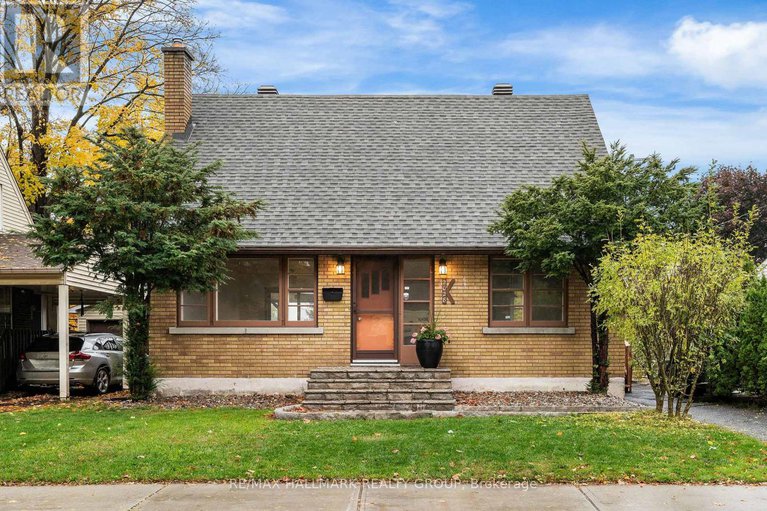 29078857/2028-othello-avenue/elmvale-acresurbandale/ottawa/ontario/K1G2A6_1