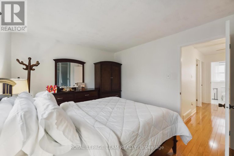 28512165/6351-st-louis-drive/hiawatha-parkconvent-glen/ottawa/ontario/K1C2X9_26