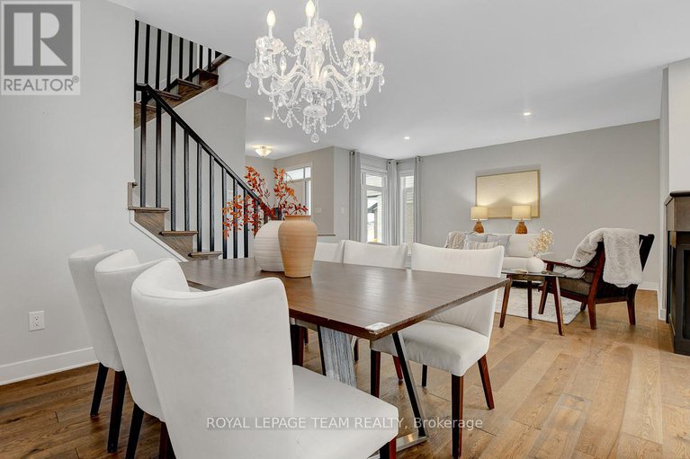 29433481/749-brian-good-avenue/riverside-southgloucester-glen/ottawa/ontario/K4M0E3_13