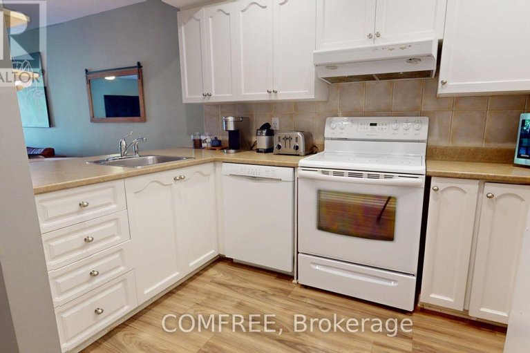 28884513/100-23-blue-moon-private/manor-park/ottawa/ontario/K1K4K5_12
