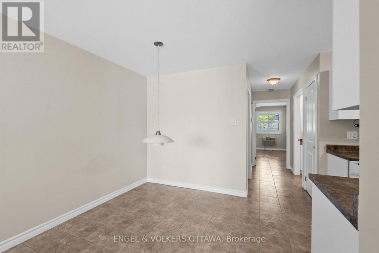 28804210/e-50-fifth-street-e/morrisburg/south-dundas/ontario/K0C1X0_9
