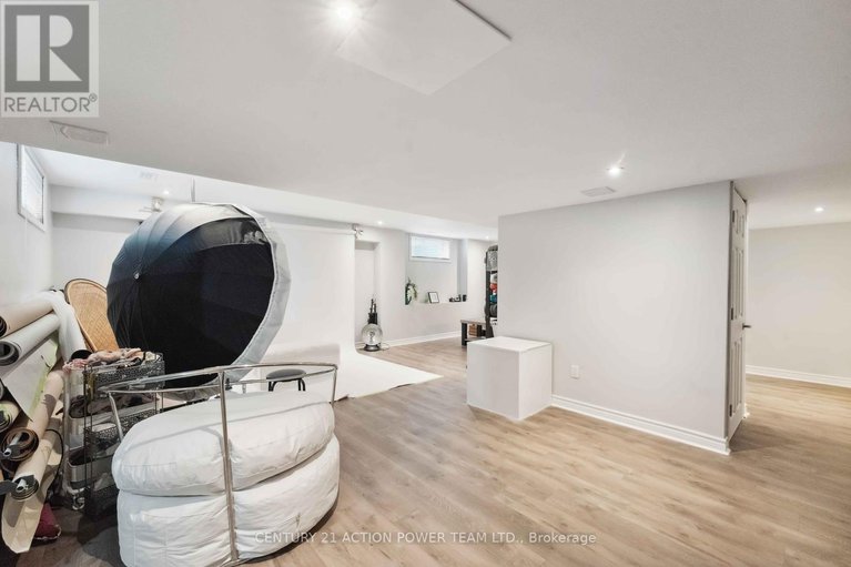 28609909/2101-hallendale-street/springridgeeast-village/ottawa/ontario/K4A4S1_40