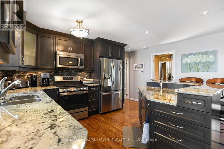 29265249/1435-county-road-2-road/augusta-twp/augusta/ontario/K0E1T0_10