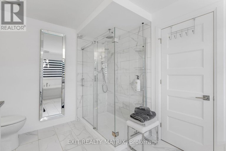 28997577/1143-avignon-street/embrun/russell/ontario/K0A1W0_23