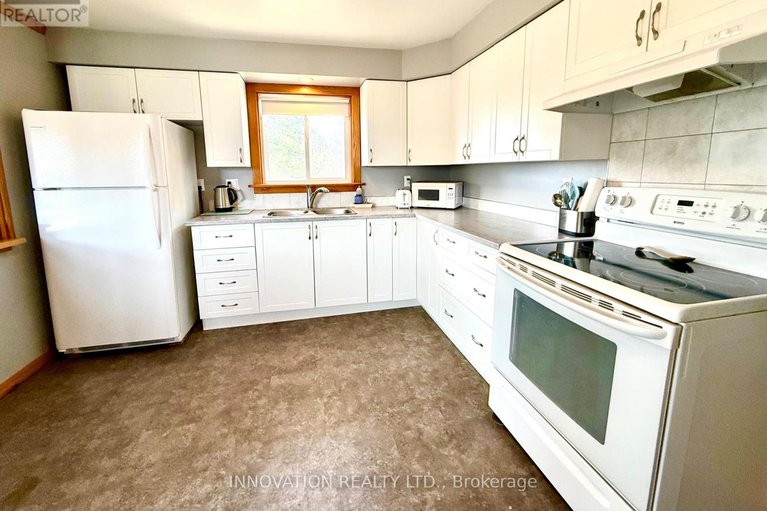 29680278/2960-harbison-road/rideau-twp-south-to-roger-stevens-drive/ottawa/ontario/K0A2Z0_16