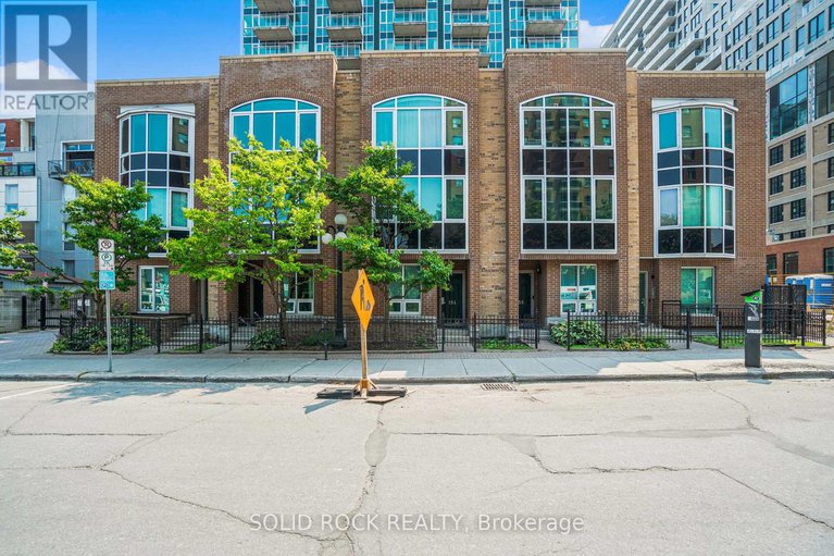 28710225/202-134-york-street/lower-townbyward-market/ottawa/ontario/K1N1K8_2