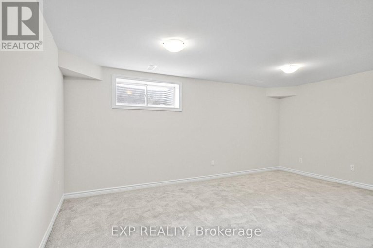 28500323/1922-hawker-private/huntley-ward-south-east/ottawa/ontario/K0A1L0_15