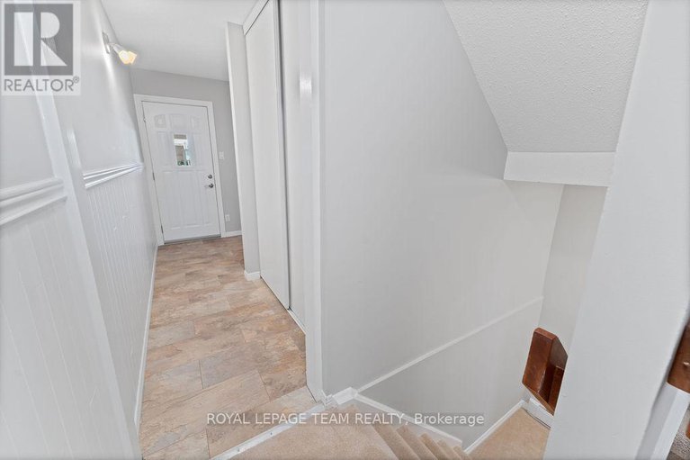 28384027/175-825-cahill-drive/hunt-club/ottawa/ontario/K1V9N7_25