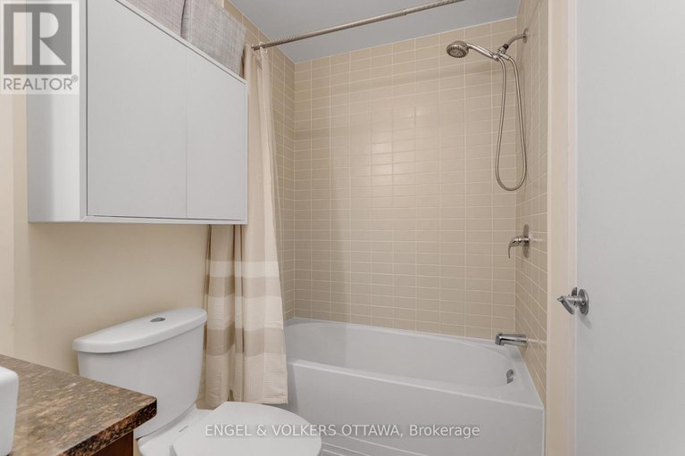 29426650/104-360-cumberland-street/lower-townbyward-market/ottawa/ontario/K1N0B1_19