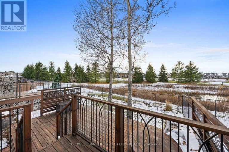 29591109/239-royal-landing-gate/north-grenville-twp-kemptville-south/north-grenville/ontario/K0G1J0_35