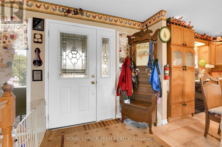 28525905/9-castleford-church-lane/horton-twp/horton/ontario/K7V3Z8_7
