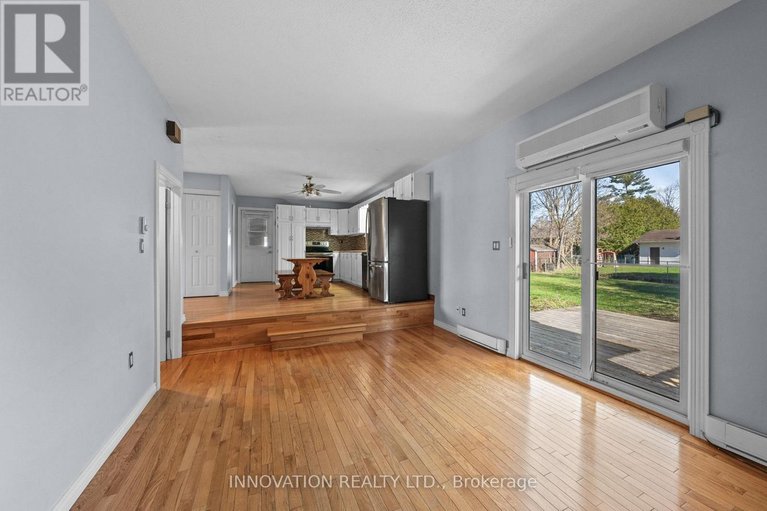 29648459/114-poole-street/fitzroy/ottawa/ontario/K0A1X0_14