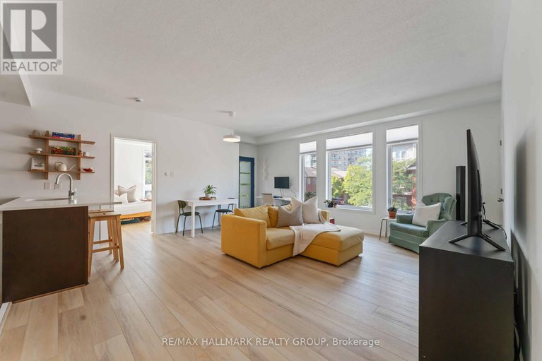 28813105/f-270-meilleur-private/vanier/ottawa/ontario/K1L0A3_3
