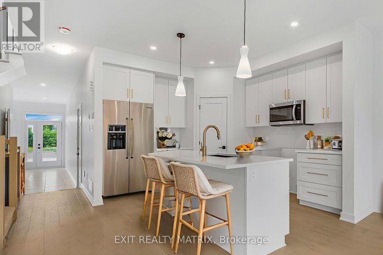 29043427/937-cologne-street/embrun/russell/ontario/K0A1W0_14